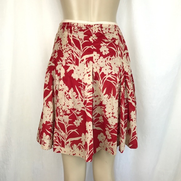 🚫SOLD🚫 NWOT Red Taupe Flower Pleated Flowy Knee - Picture 7 of 9